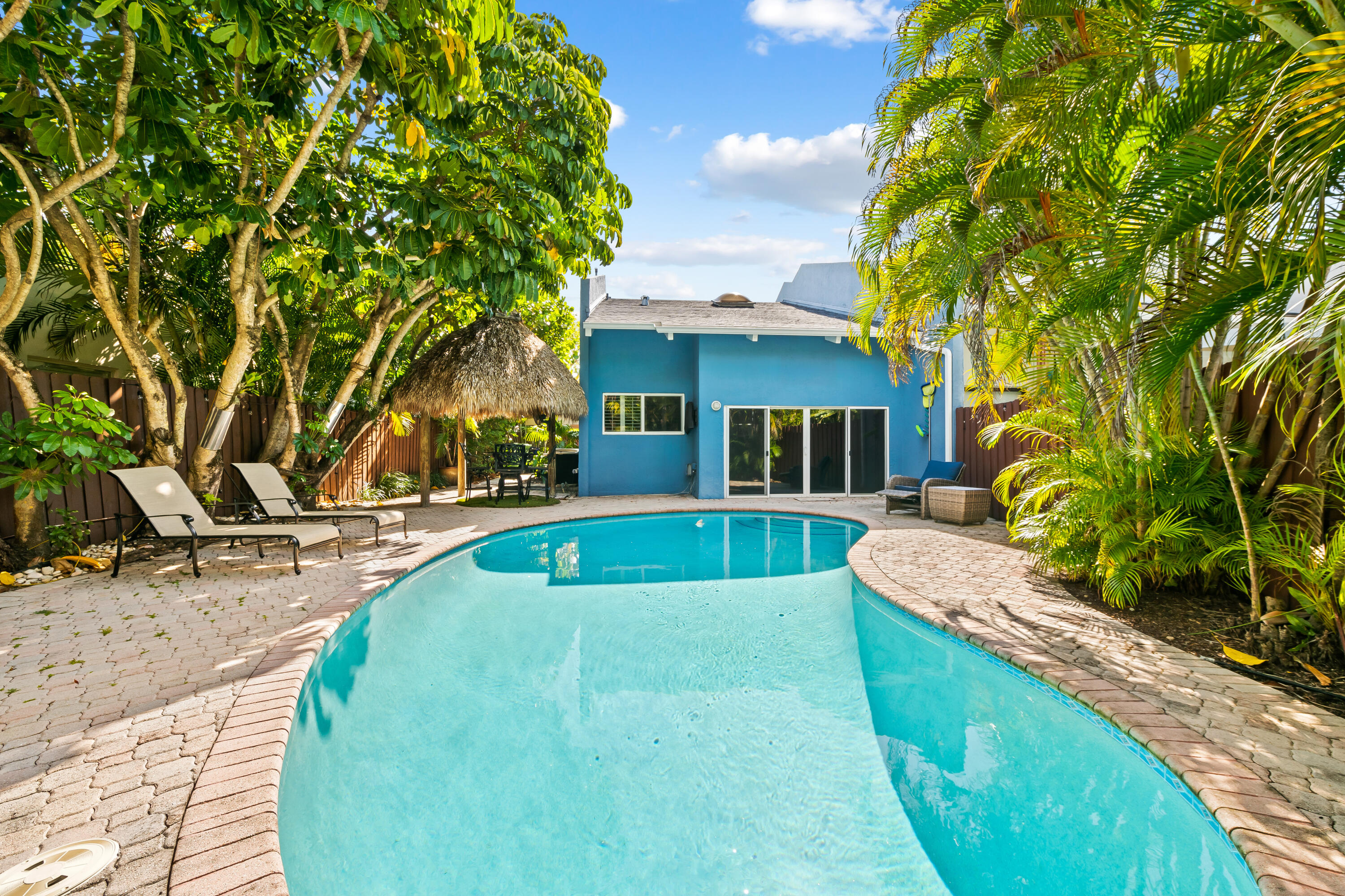 VICTORIA PARK CORR AMEN PLAT - Residential Lease