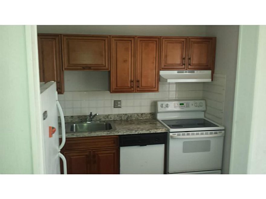 55 AND OLDER Well Maintained! First Floor Unit, in Oriole Garden Boasts 2 Large Bedrooms, and 2 Bathrooms, Walk-In Closet, Tile Throughout, Screened Patio, Large Living and Dining Area. Oriole Garden Is Conveniently Located Near Pharmacy, Shopping Area, and Highway. Amenities Includes: Library, Card Room, Exercise Room, Two Pools, and Pool Tables. Association Requires 675 Credit Score for EACH tenant. NO EXCEPTIONS.No pets, one car per unit. 1st last and security and the association requires one month refundable security 55 AND OLDER Well Maintained! First Floor Unit, in Oriole Garden Boasts 2 Large Bedrooms, and 2 Bathrooms, Walk-In Closet, Tile Throughout, Screened Patio, Large Living and Dining Area. Oriole Garden Is Conveniently Located Near Pharmacy, Shopping Area, and Highway. Amenities Includes: Library, Card Room, Exercise Room, Two Pools, and Pool Tables. Association Requires 675 Credit Score for EACH tenant. NO EXCEPTIONS.No pets, one car per unit. 1st last and security and the association requires one month refundable security