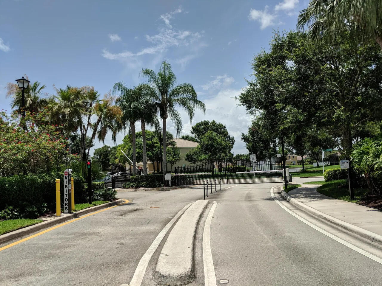 SAWGRASS EXCHANGE PLAT - Residential Lease