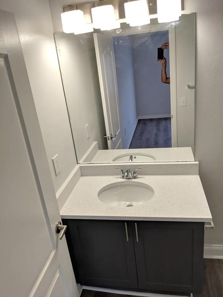 SAWGRASS EXCHANGE PLAT - Residential Lease