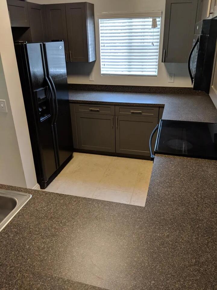 SAWGRASS EXCHANGE PLAT - Residential Lease