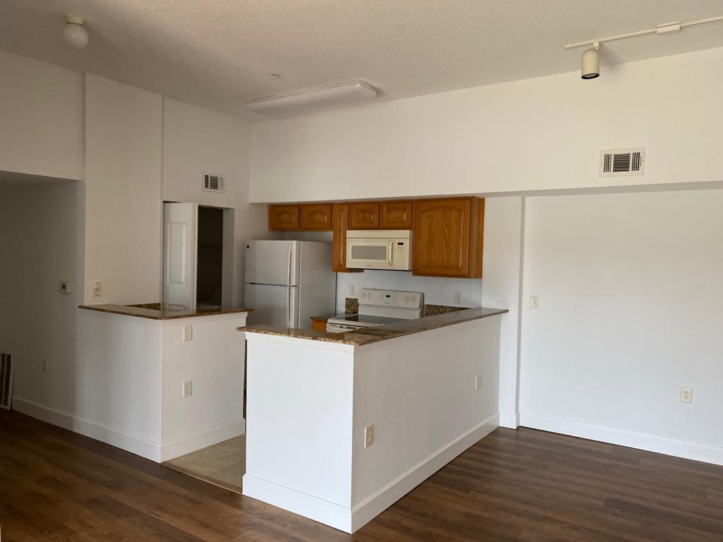 THE CLUB AT ST LUCIE WEST - Residential Lease