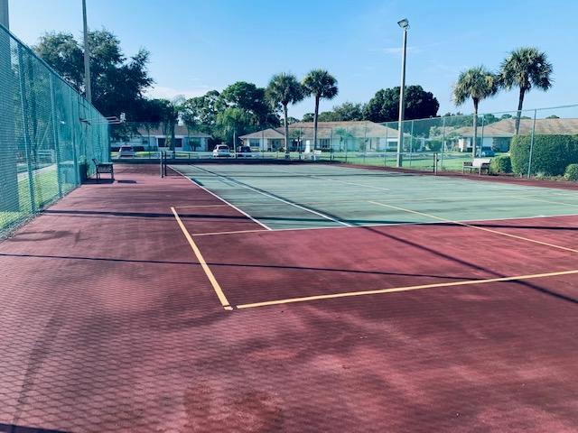 HIGH POINT OF FORT PIERCE CONDOMINIUM SECTION 2 - Residential