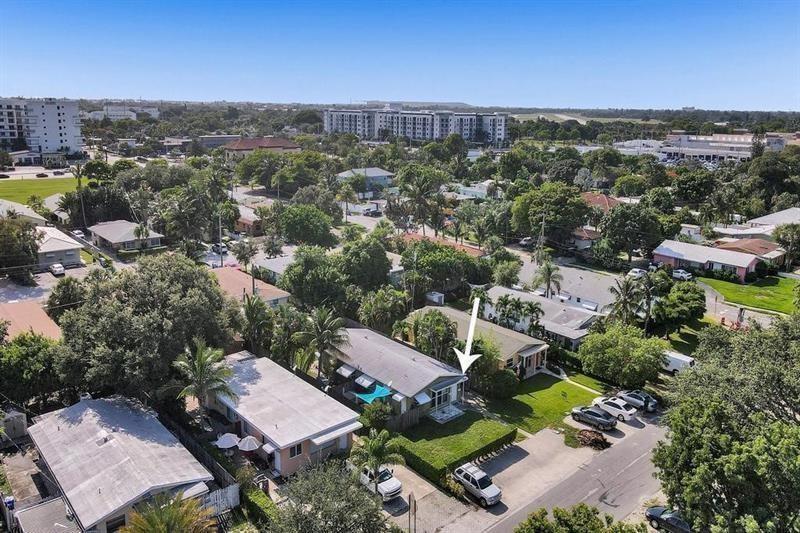 Welcome to this beautifully updated 2-bedroom, 1-bathroom apartment, where modern amenities meet an ideal location. Situated just east of US1, you are only steps away from Publix, popular restaurants, entertainment, and the beach. Inside, the unit boasts an updated kitchen, a spacious layout, and sleek tile flooring throughout. For your comfort and peace of mind, the apartment features impact windows, a tankless water heater for continuous hot water, and an energy-efficient mini-split AC. Step outside to your private, fully fenced patio, a perfect space for relaxation. Convenience is enhanced with a shared laundry room on-site.