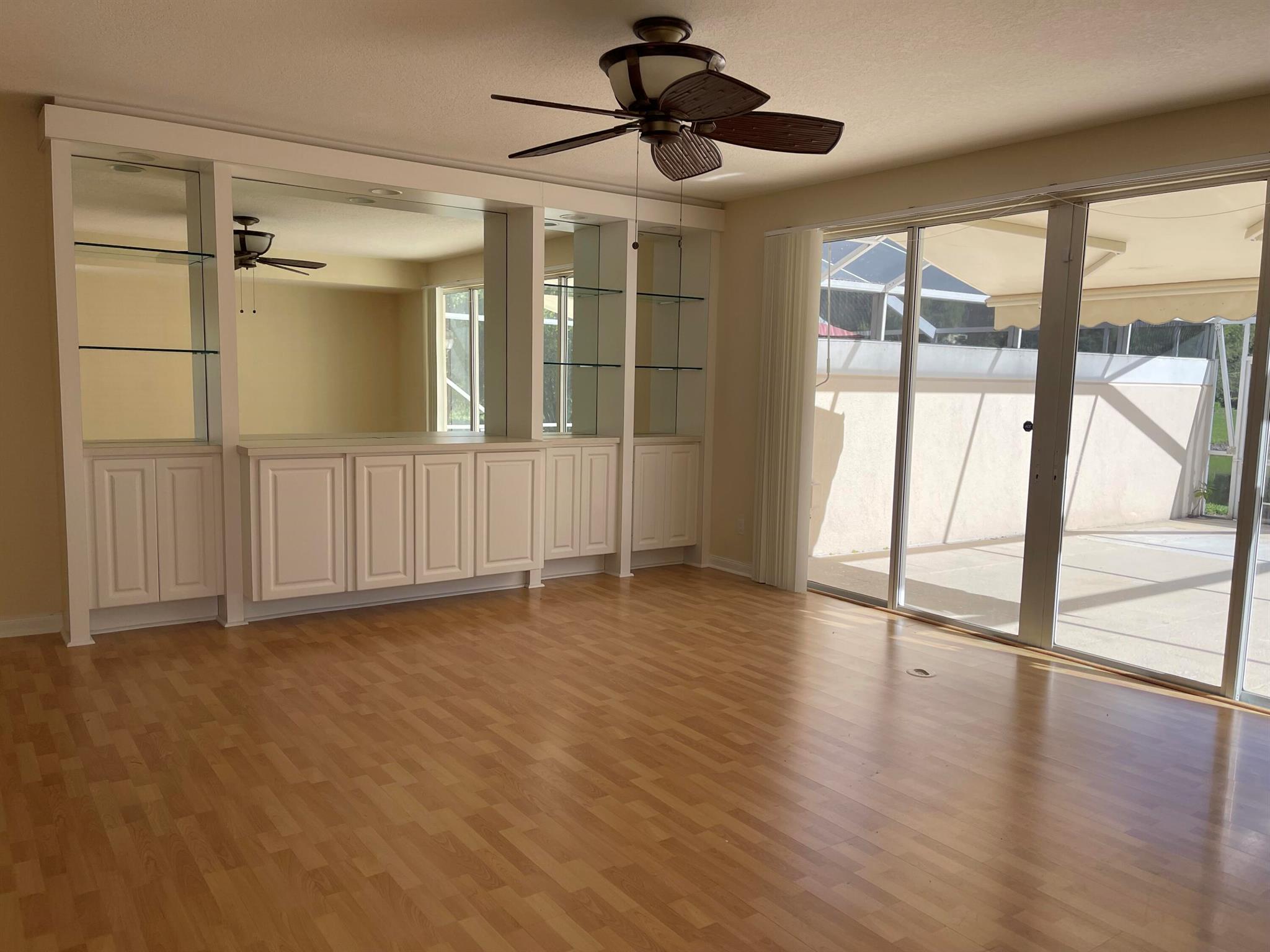 CATALINA LAKES - Residential