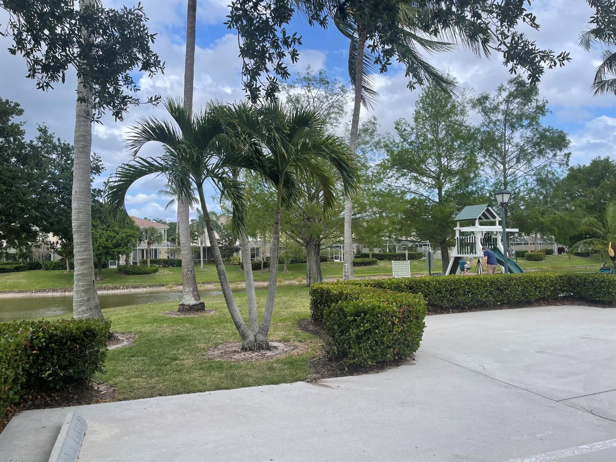 CATALINA LAKES - Residential