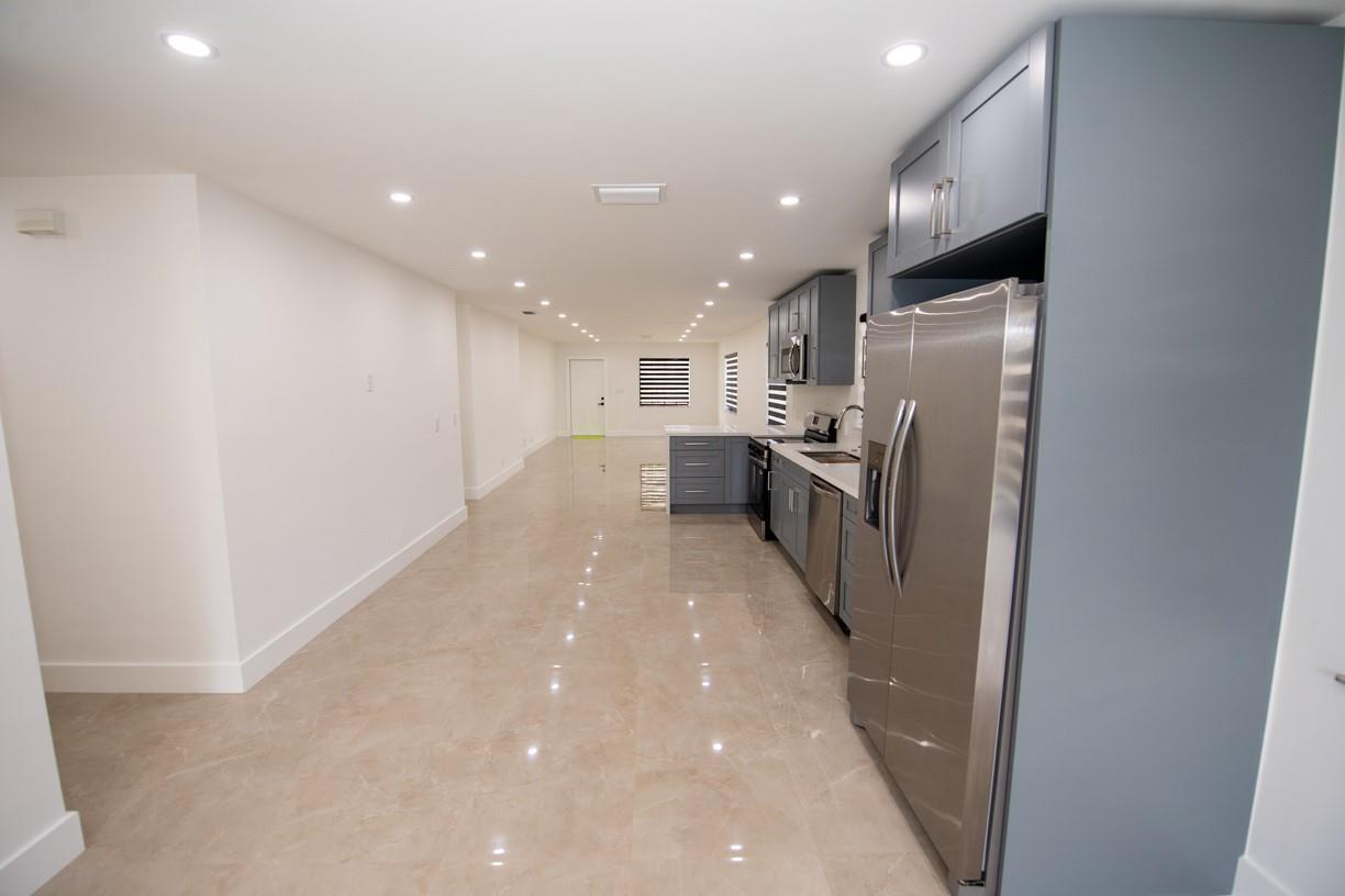 Town Of Modelo Dania B-49 - Residential