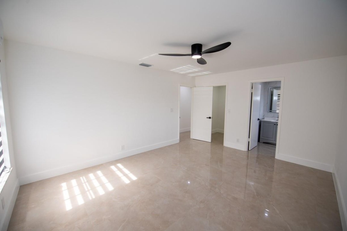 Town Of Modelo Dania B-49 - Residential