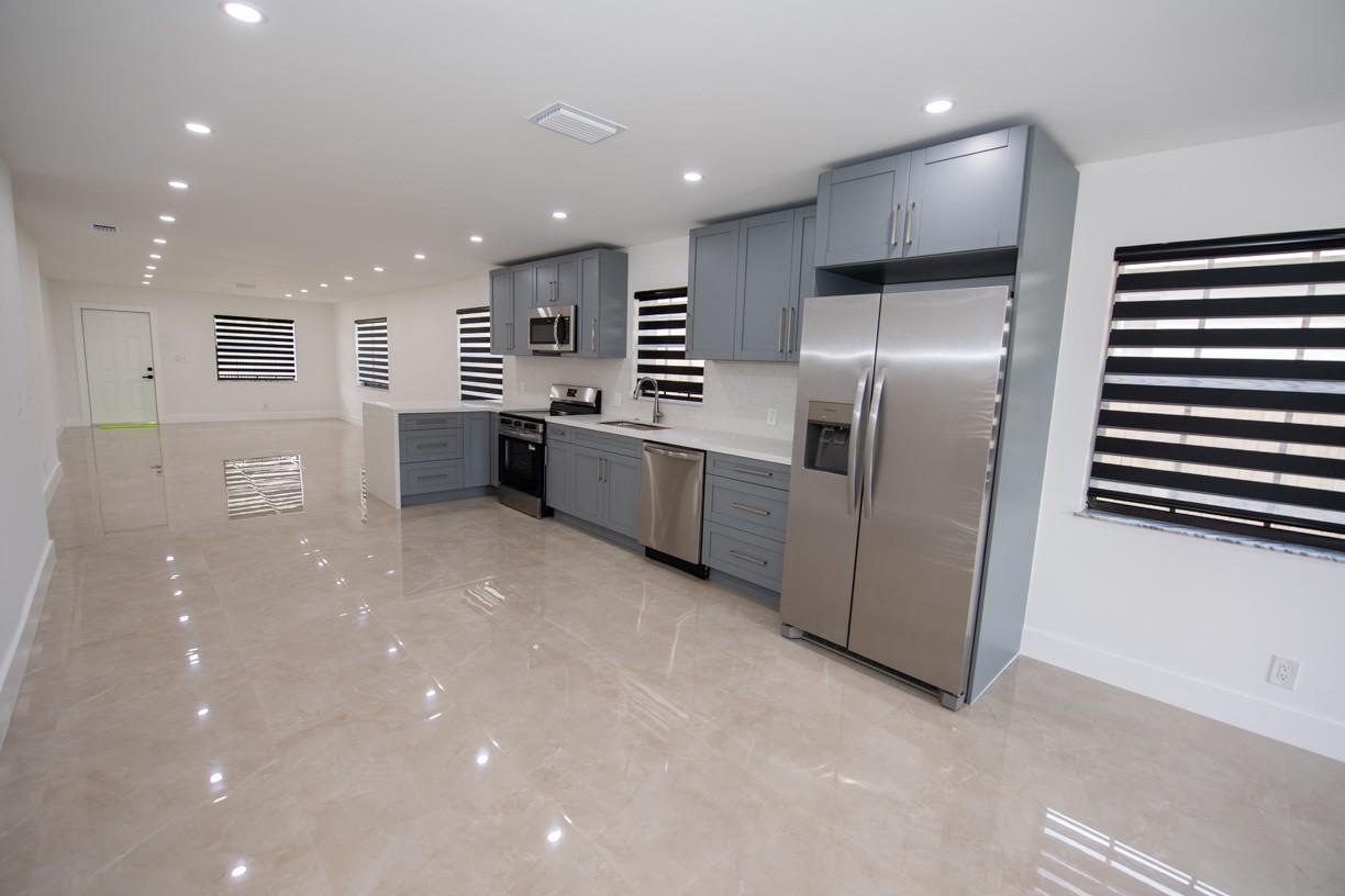 Town Of Modelo Dania B-49 - Residential