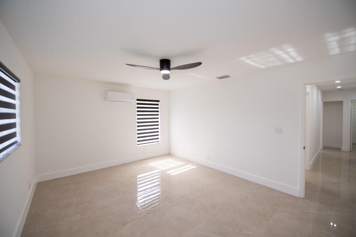 Town Of Modelo Dania B-49 - Residential