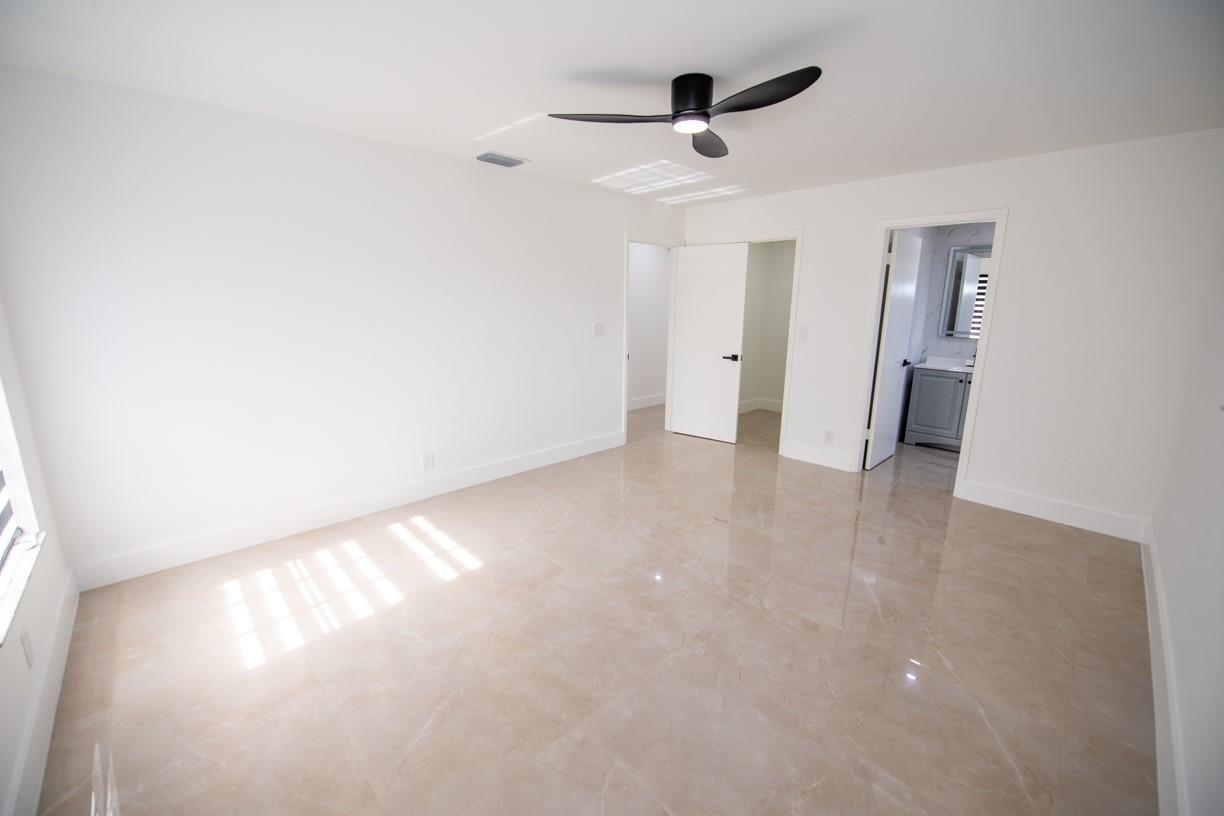 Town Of Modelo Dania B-49 - Residential