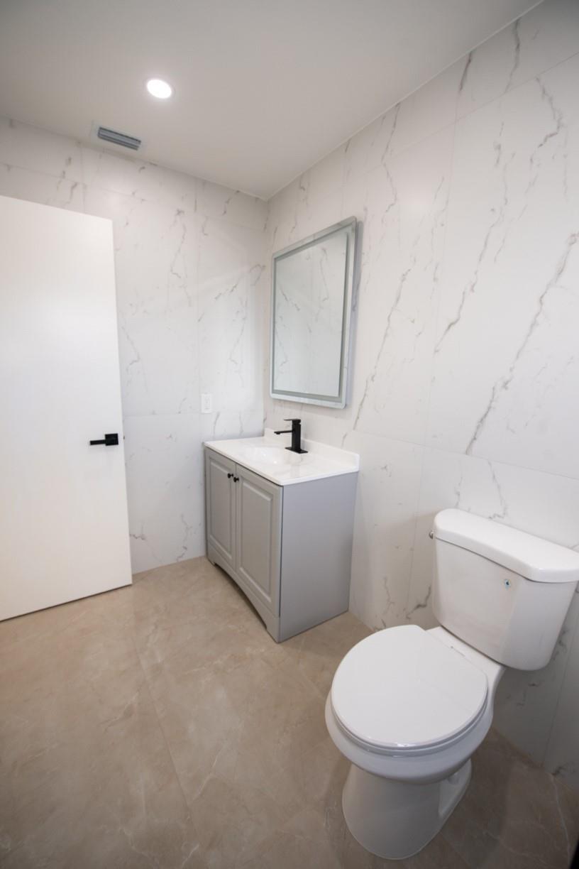 Town Of Modelo Dania B-49 - Residential