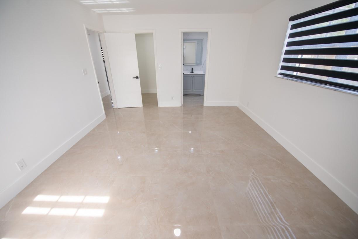 Town Of Modelo Dania B-49 - Residential