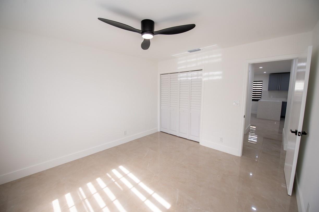 Town Of Modelo Dania B-49 - Residential