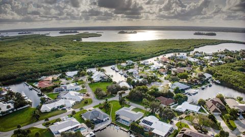 A home in Hutchinson Island