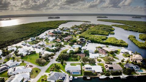 A home in Hutchinson Island