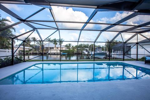 A home in Hutchinson Island