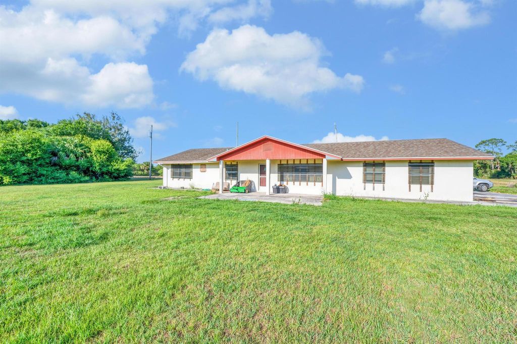 Photo of 2868 Gentile Road, Fort Pierce, FL 34945 (MLS # R10991022)