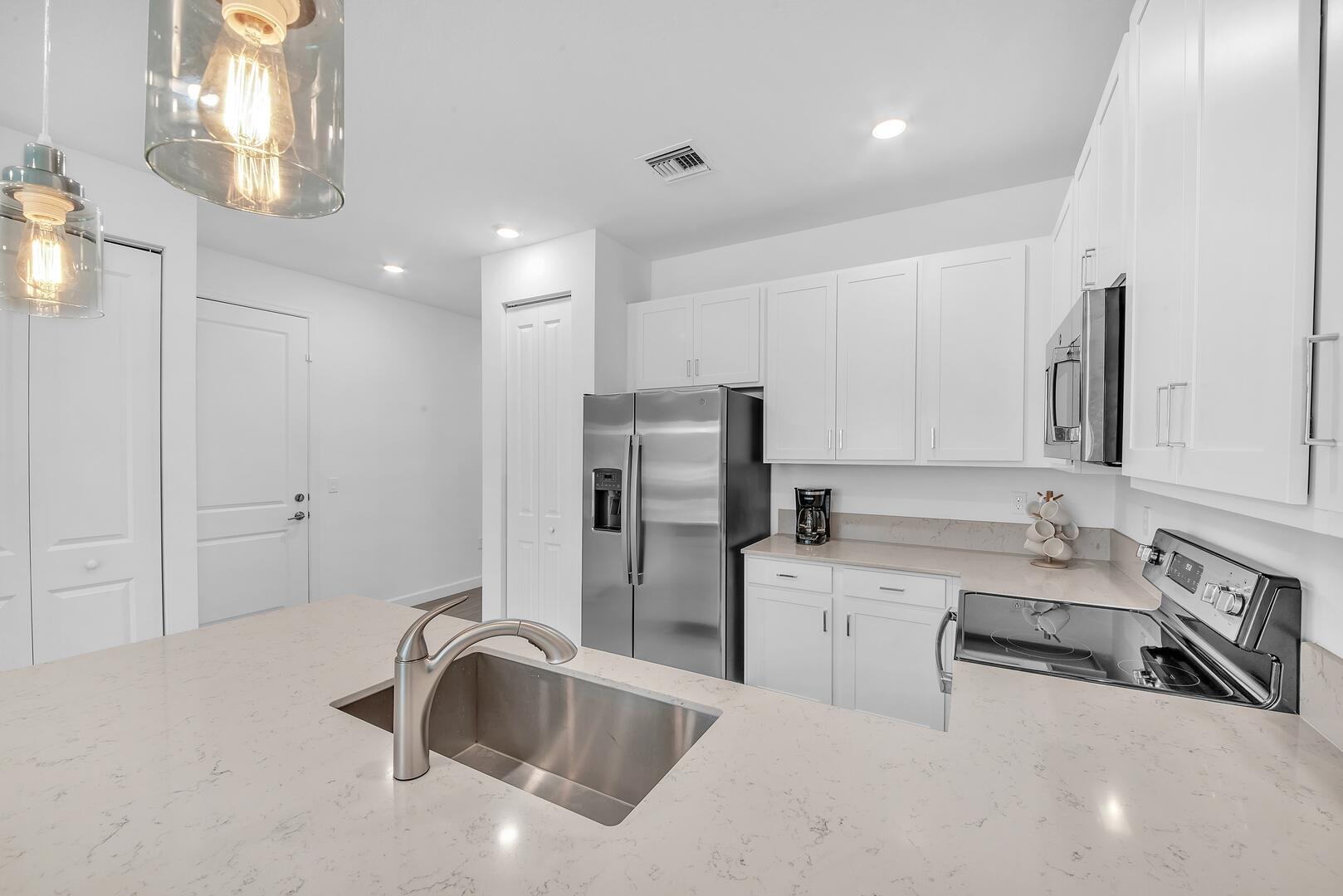 AVALON TRAILS - Residential Lease