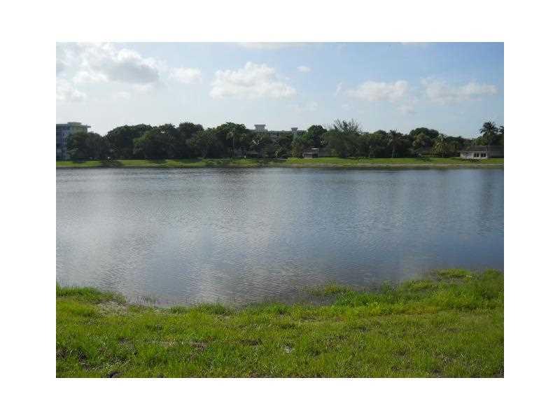 PALM-AIRE C C APTS 38 CON - Residential Lease