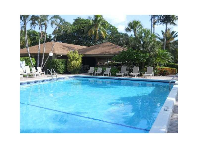 PALM-AIRE C C APTS 38 CON - Residential Lease