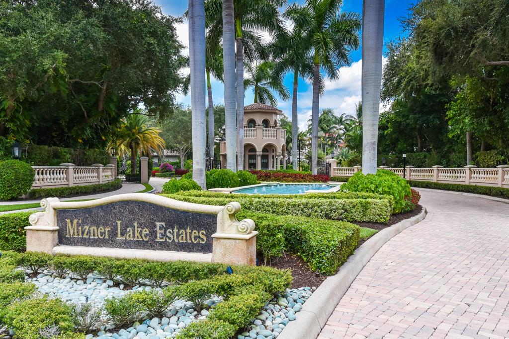 MIZNER LAKE ESTATES - Residential