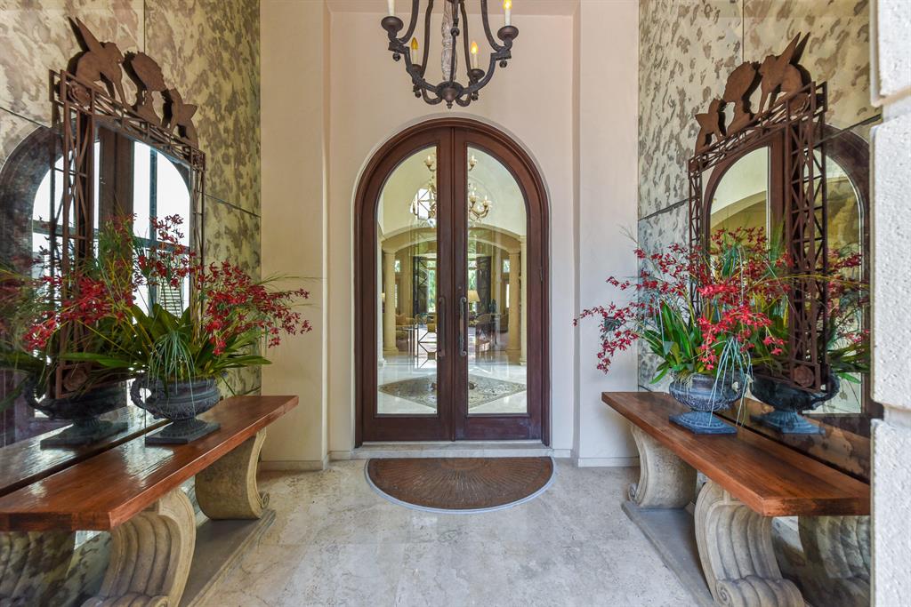 MIZNER LAKE ESTATES - Residential