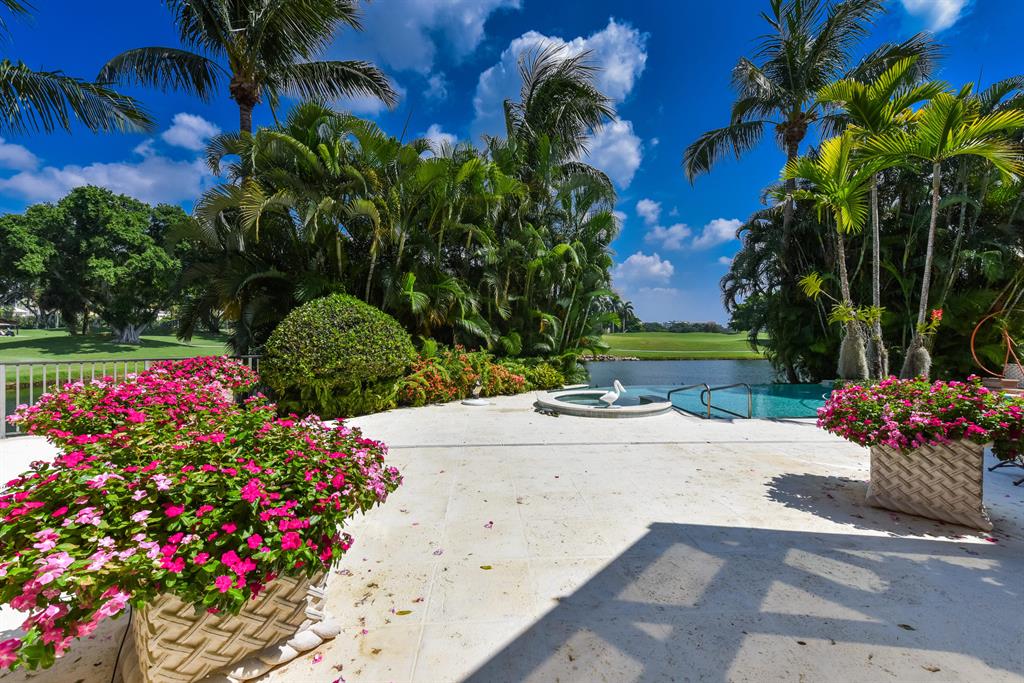 MIZNER LAKE ESTATES - Residential