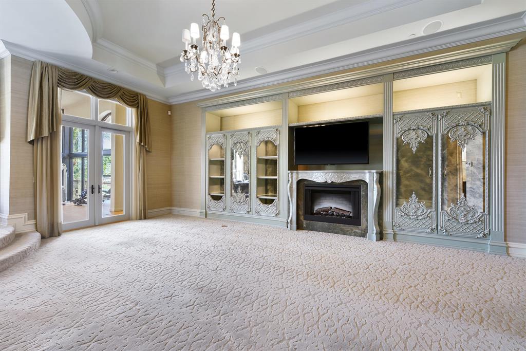 MIZNER LAKE ESTATES - Residential