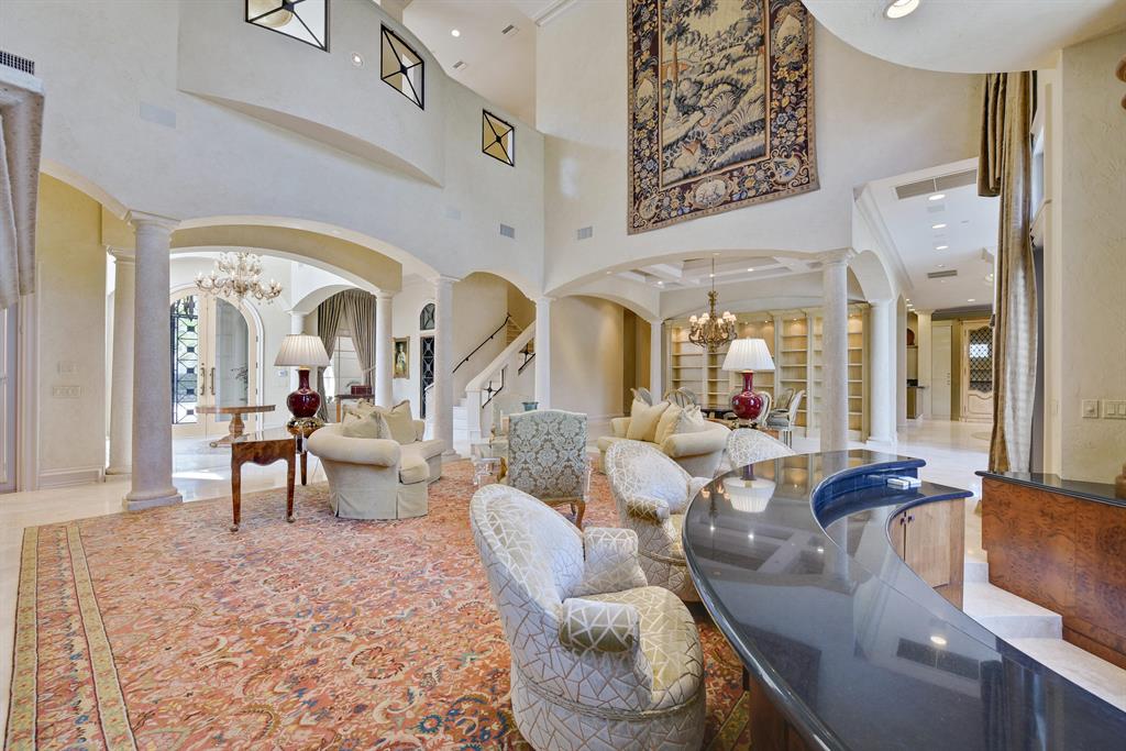 MIZNER LAKE ESTATES - Residential