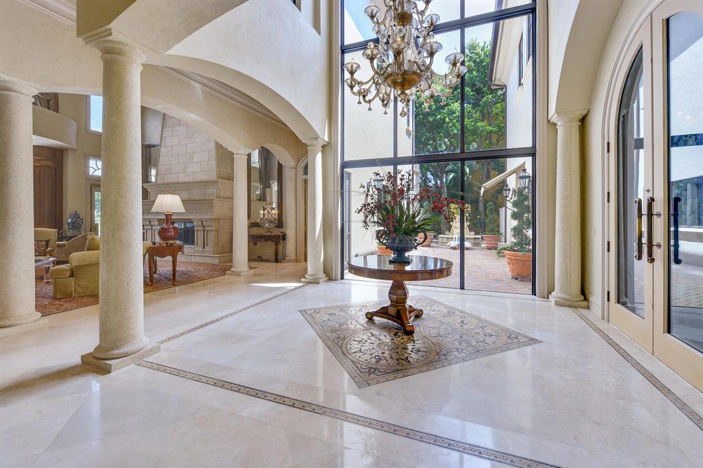 MIZNER LAKE ESTATES - Residential