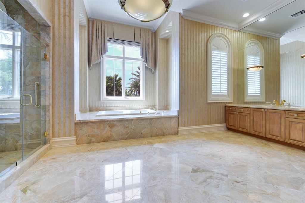 MIZNER LAKE ESTATES - Residential