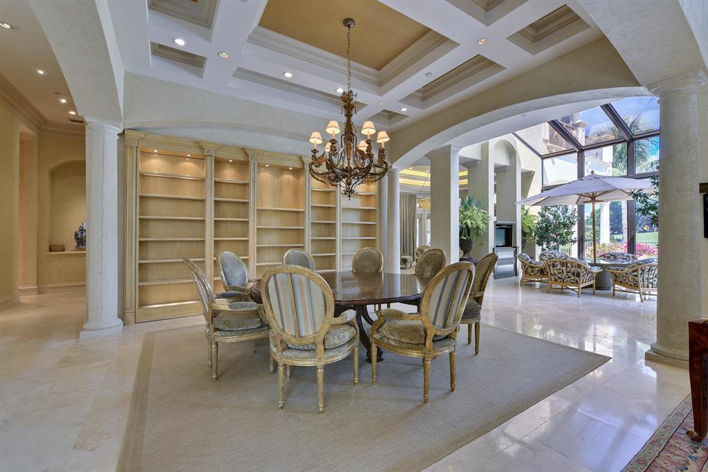 MIZNER LAKE ESTATES - Residential