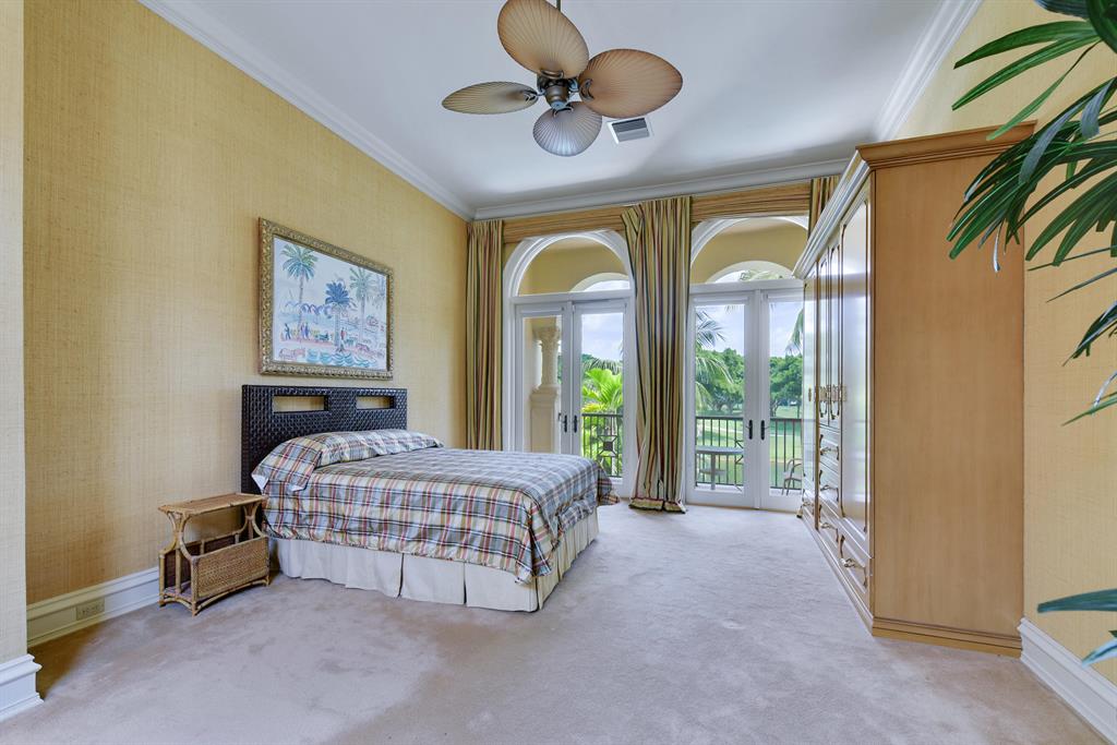 MIZNER LAKE ESTATES - Residential