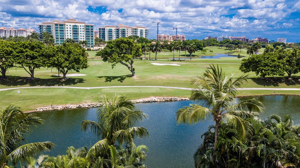 MIZNER LAKE ESTATES - Residential