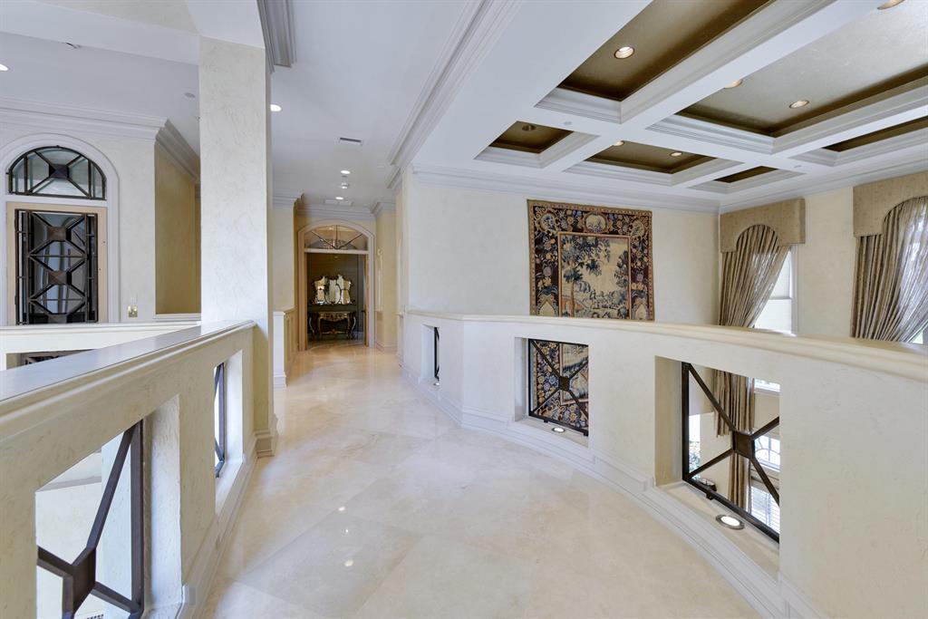 MIZNER LAKE ESTATES - Residential