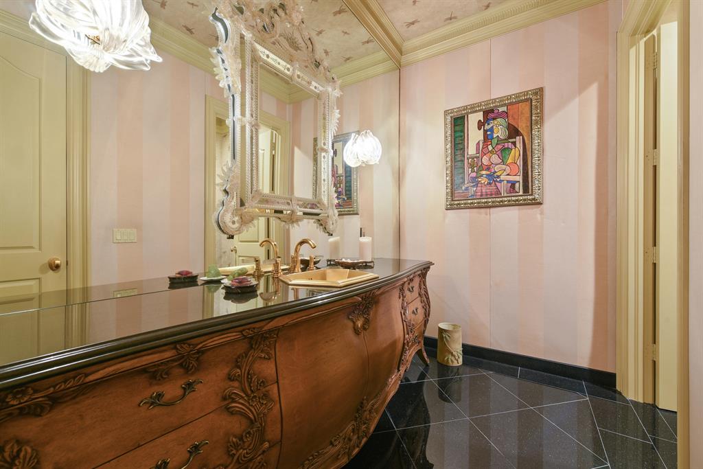 MIZNER LAKE ESTATES - Residential