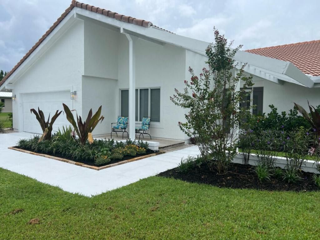 Photo of 1951 SE Erwin Road, Port Saint Lucie, FL 34952 (MLS # R11101270)