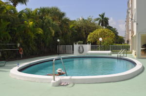 FAIRWAYS NORTH CO-OP - Residential