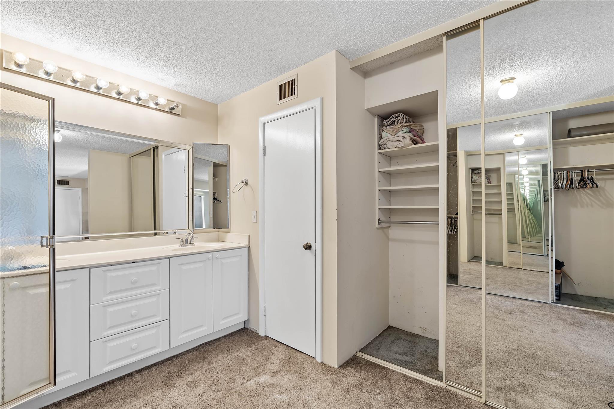 SPRINGDALE HOMES - Residential