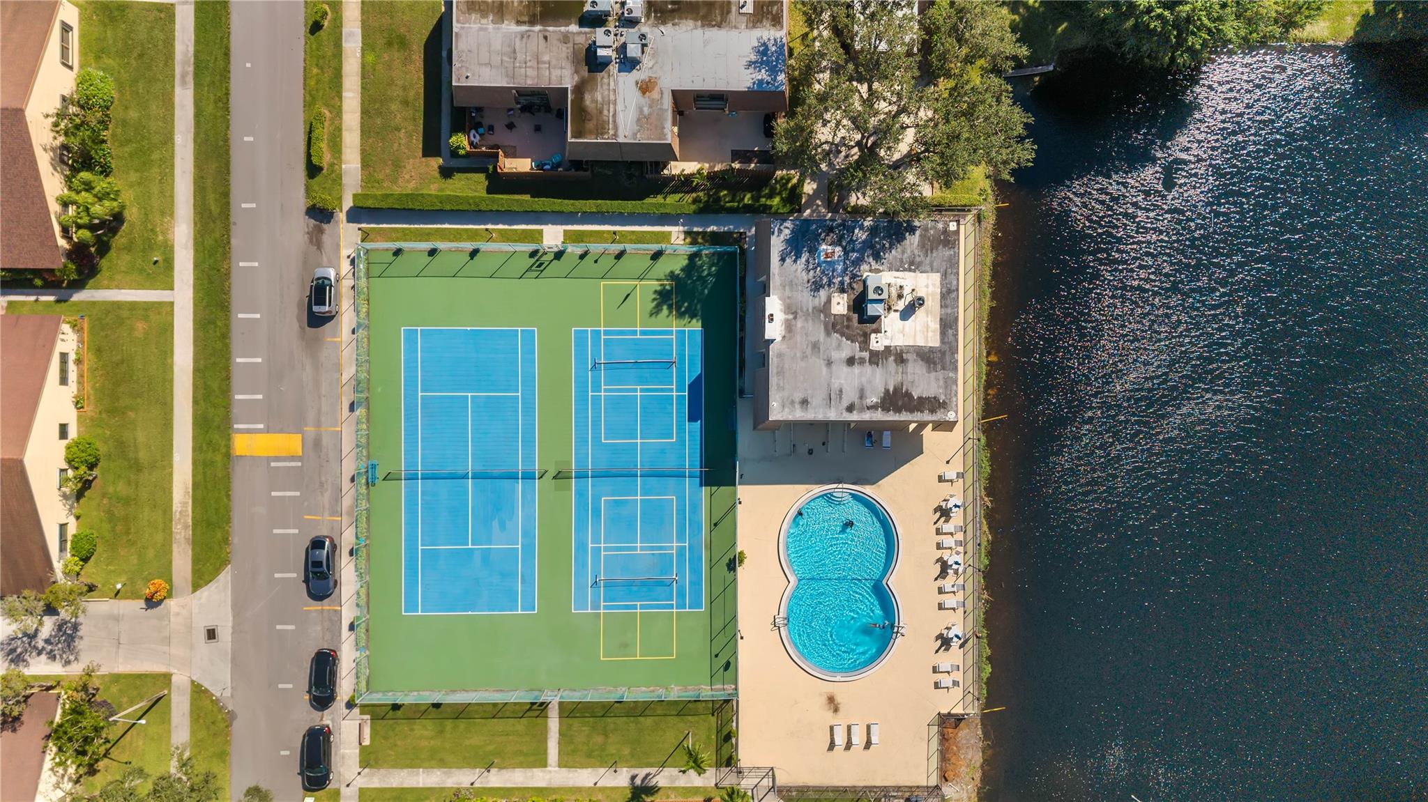 SPRINGDALE HOMES - Residential