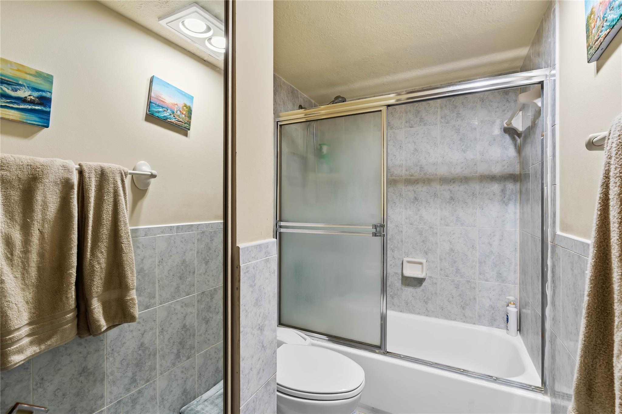 SPRINGDALE HOMES - Residential