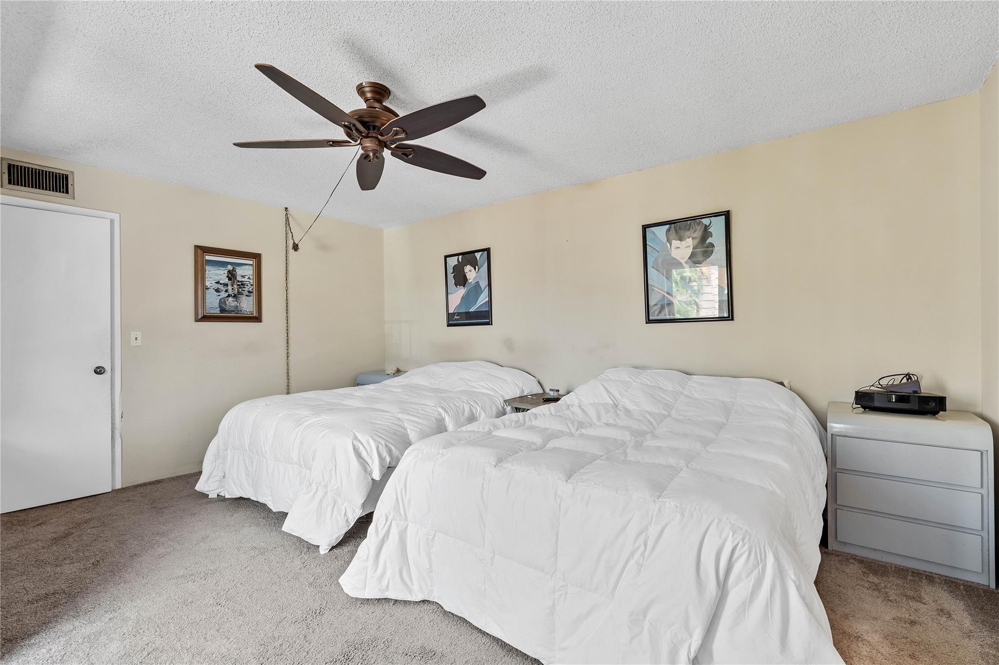 SPRINGDALE HOMES - Residential