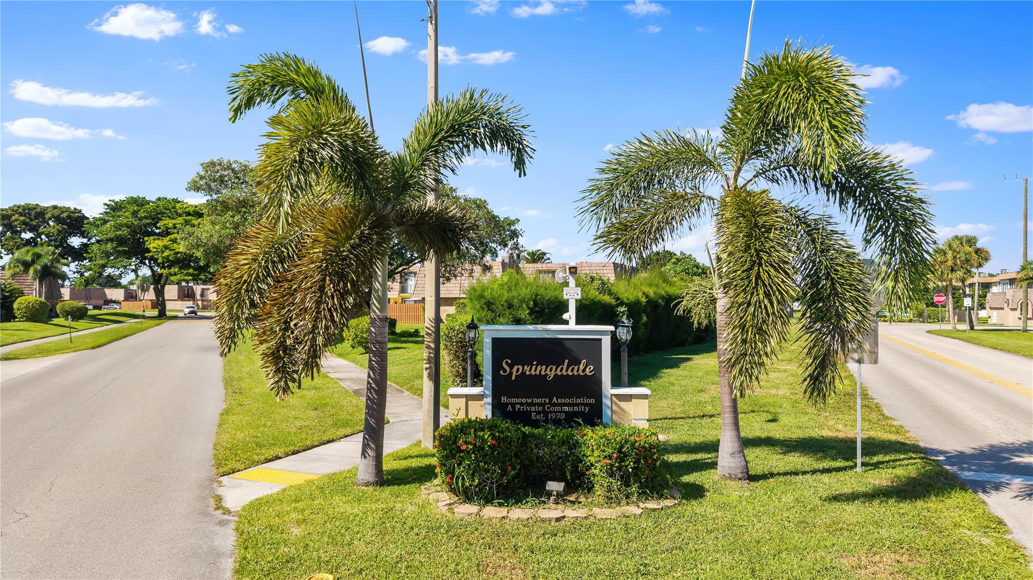 SPRINGDALE HOMES - Residential