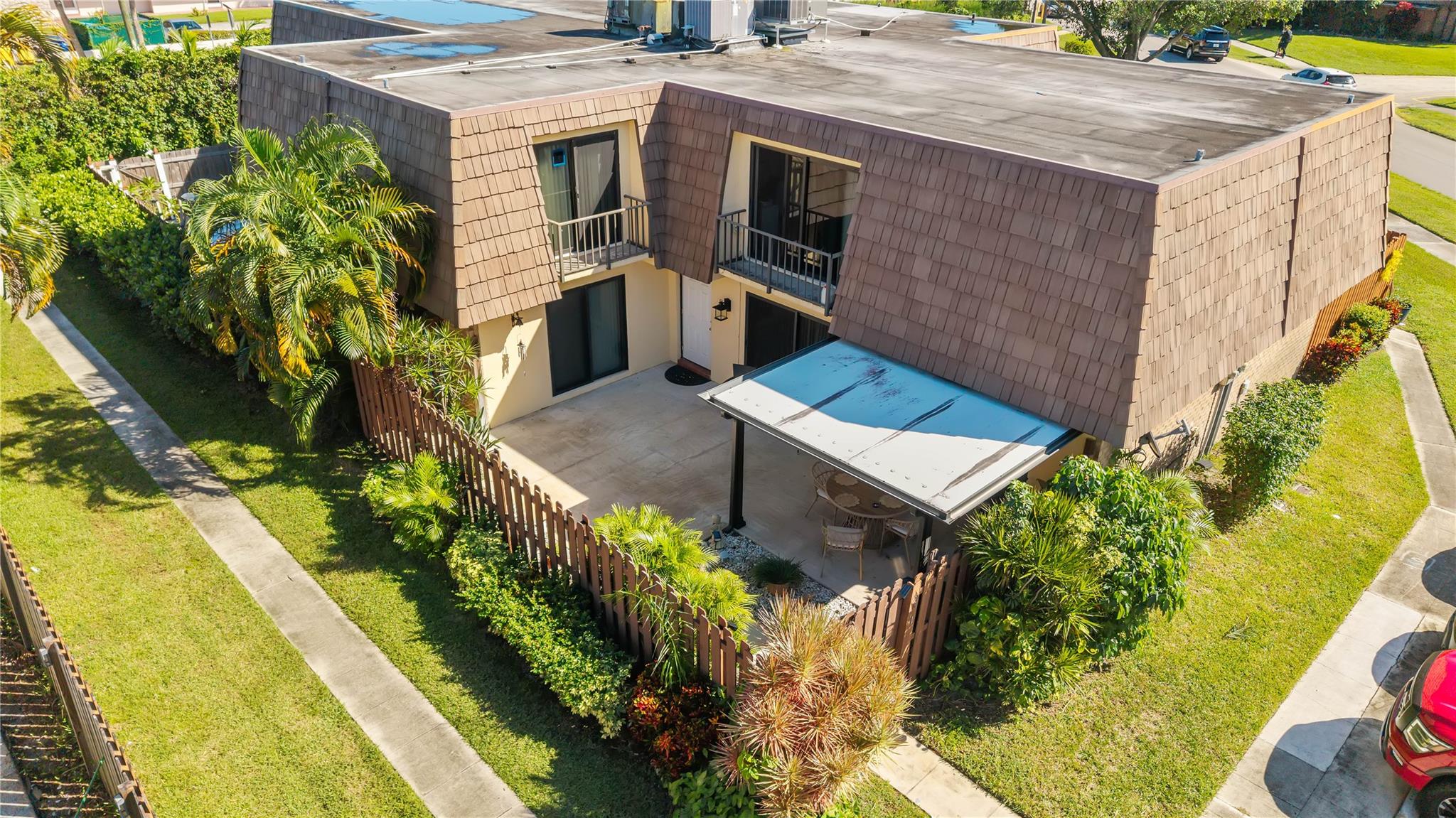 SPRINGDALE HOMES - Residential