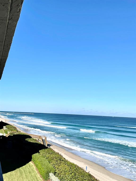 EMERAUDE CONDO - Residential