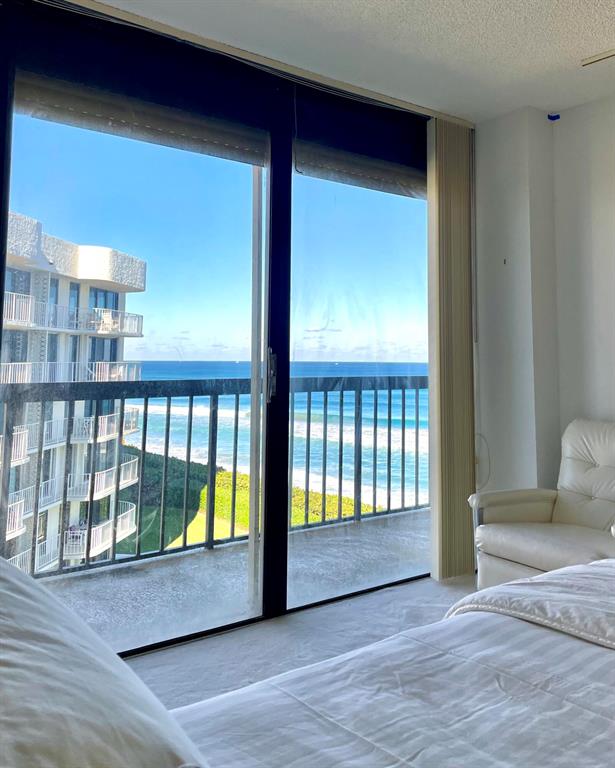 EMERAUDE CONDO - Residential