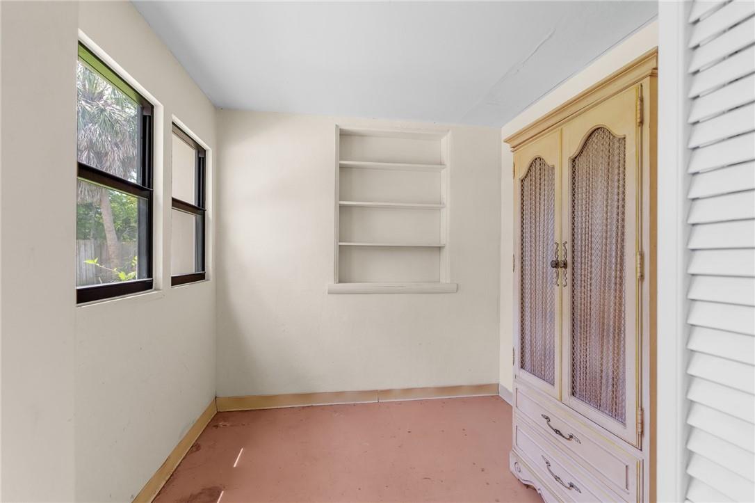 OAKLAND PARK SECOND ADD - Residential