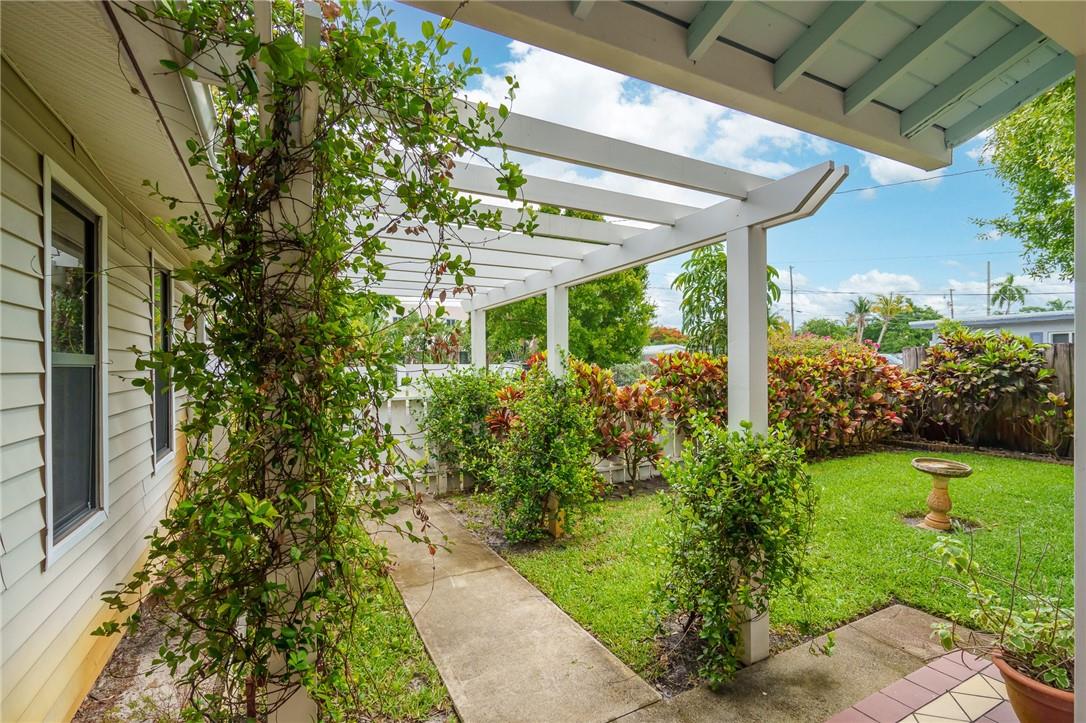 OAKLAND PARK SECOND ADD - Residential
