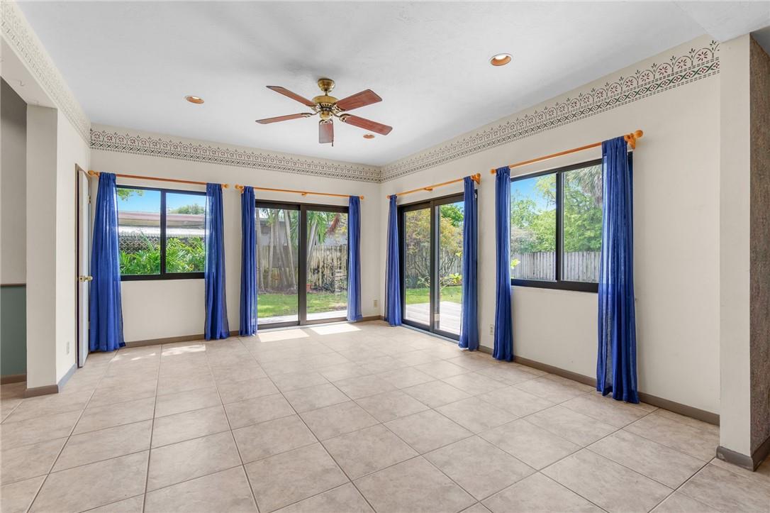 OAKLAND PARK SECOND ADD - Residential